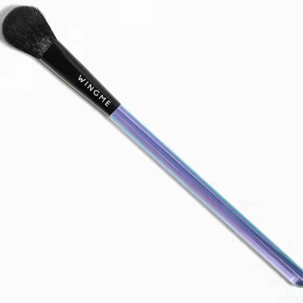 🦋 3/$9 WINGME COSMETICS All Over Eyeshadow Brush purple handle  NWT